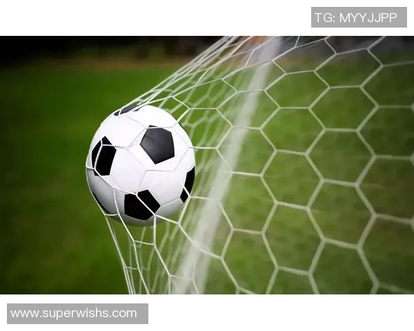 足球明星小土豆的成长之路与梦想追逐的精彩故事 足球明星小土豆的成长之路与梦想追逐的精彩故事