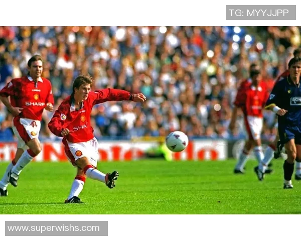 足球明星化身球迷的背后故事与他们的真实感受揭秘 足球明星化身球迷的背后故事与他们的真实感受揭秘